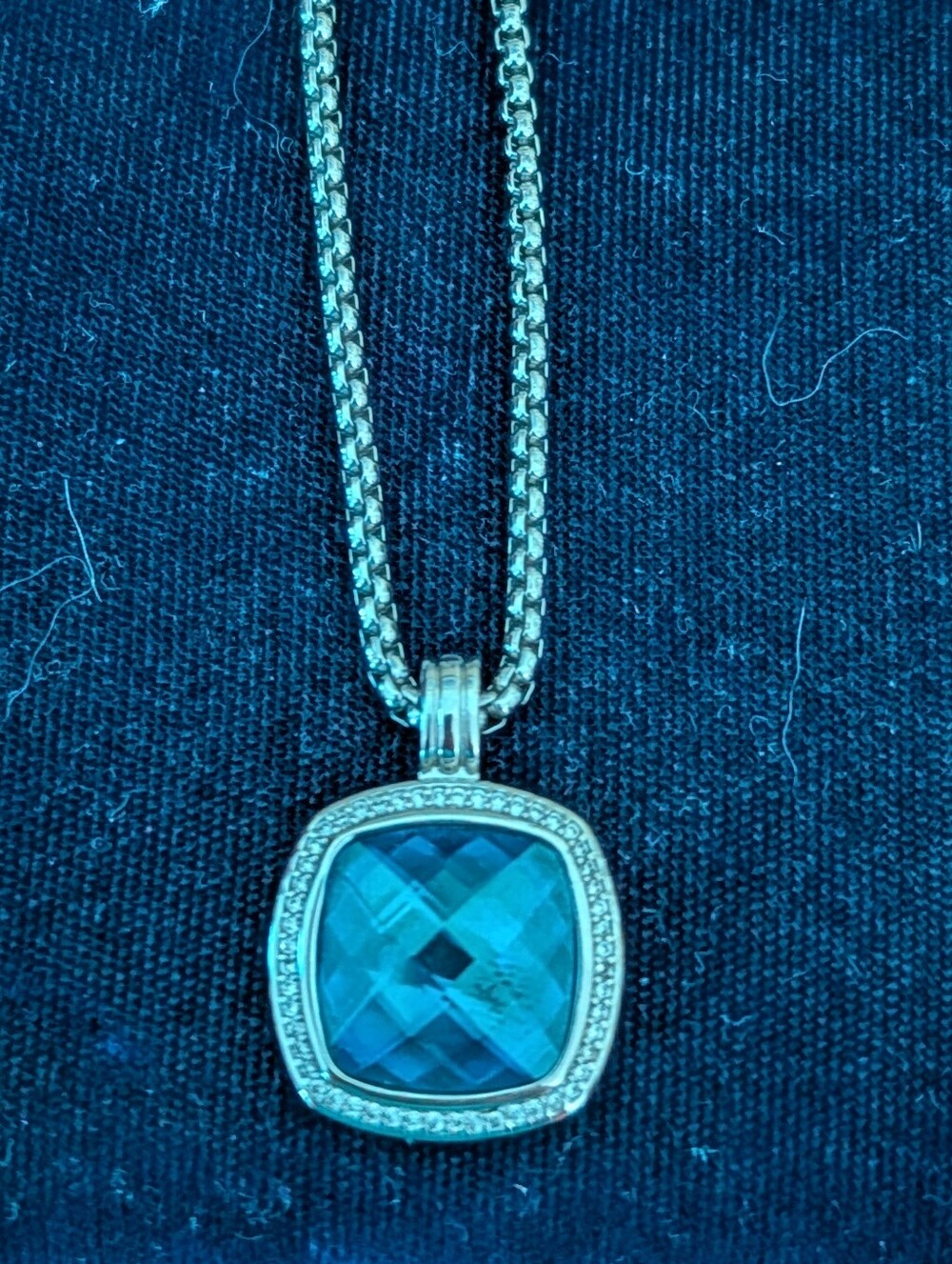 Authentic David Yurman necklace 20" chain